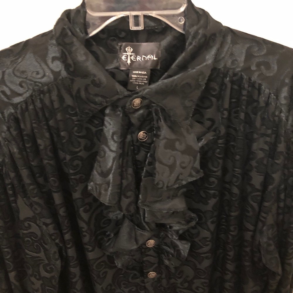 Men’s Pirate shirt in velvet